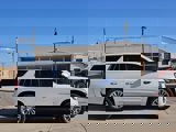 Used 2022 GMC Yukon SLT w/ SLT Luxury Package image 5