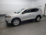 Used 2015 Nissan Rogue SV image 2