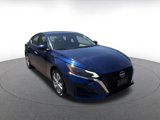 Used 2023 Nissan Altima 2.5 S image 3
