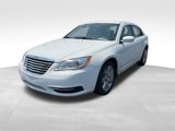 Used 2011 Chrysler 200 Touring image 3