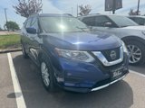 Used 2019 Nissan Rogue SV image 3