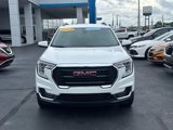Certified 2023 GMC Terrain SLE w/ Driver Convenience Package image 2