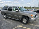 Used 2002 GMC Yukon XL SLT image 3