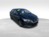 Used 2022 Nissan Versa SV image 3