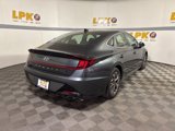 Used 2022 Hyundai Sonata SEL w/ Convenience Package image 3