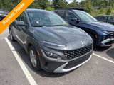 Used 2023 Hyundai Kona SE image 2