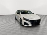 Used 2024 Nissan Altima 2.5 SR image 3