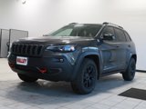 Used 2022 Jeep Cherokee Trailhawk image 3