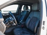 Certified 2021 Porsche Macan image 5