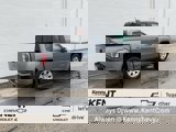 Used 2018 GMC Canyon SLE w/ SLE Convenience Package image 4