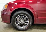 Used 2017 Dodge Grand Caravan SXT image 5