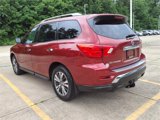 Used 2017 Nissan Pathfinder SV w/ SV Tech Package image 5