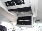 Used 2014 Chrysler Town & Country Touring image 6