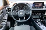 Used 2022 Nissan Rogue SV image 5