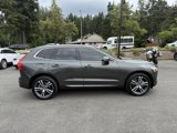 Used 2021 Volvo XC60 T5 Momentum w/ Premium Package image 4