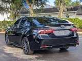 Used 2024 Toyota Camry SE image 3