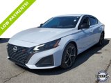 Used 2023 Nissan Altima 2.5 SR image 2