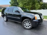 Used 2011 GMC Yukon XL Denali image 2