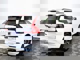 Certified 2022 Volvo XC60 B5 Momentum image 5