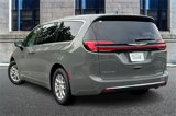 New 2025 Chrysler Pacifica Select image 3