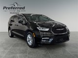 New 2025 Chrysler Pacifica Select image 3