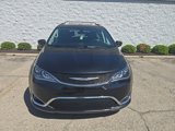 Used 2017 Chrysler Pacifica Touring-L Plus w/ Tire & Wheel Group image 2
