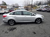 Used 2017 Ford Focus SE image 6