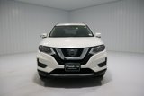 Used 2017 Nissan Rogue SV image 2
