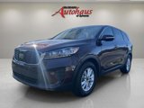 Used 2020 Kia Sorento LX image 3