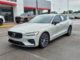 Used 2021 Volvo S60 T5 Momentum image 3