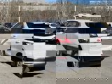Used 2018 Chevrolet Equinox LT image 3