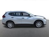 Used 2018 Nissan Rogue S image 2