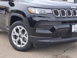 New 2025 Jeep Compass Sport image 3