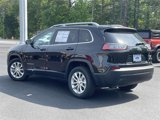 Used 2019 Jeep Cherokee Latitude w/ Cold Weather Group image 5