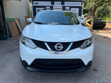 Used 2017 Nissan Rogue Sport SV image 2