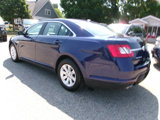 Used 2011 Ford Taurus SE image 4