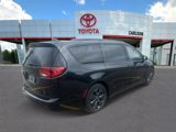 Used 2020 Chrysler Pacifica Limited w/ Advanced Safetytec Group image 4