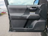 Used 2019 Toyota Tacoma TRD Off-Road image 6