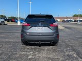 Used 2021 Ford Edge SE image 6