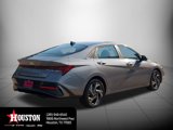 Used 2024 Hyundai Elantra Limited image 3