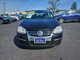 Used 2009 Volkswagen Jetta S image 2