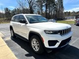 Used 2024 Jeep Grand Cherokee Laredo X image 3