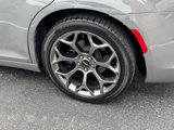 Used 2018 Chrysler 300 Touring w/ Sport Appearance Package image 5