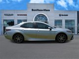 Used 2023 Toyota Camry SE image 3