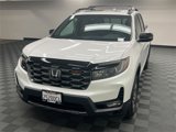 Used 2025 Honda Ridgeline TrailSport image 2