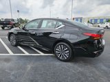 Used 2023 Nissan Altima 2.5 SV image 5