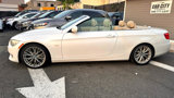 Used 2011 BMW 335i Convertible image 3