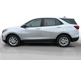Used 2022 Chevrolet Equinox LS image 2