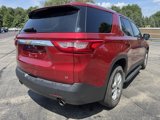 Used 2018 Chevrolet Traverse LT image 3