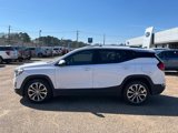 Used 2021 GMC Terrain SLT image 2